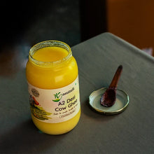 1 Liter A2 Cow Ghee with Haldi Powder Combo